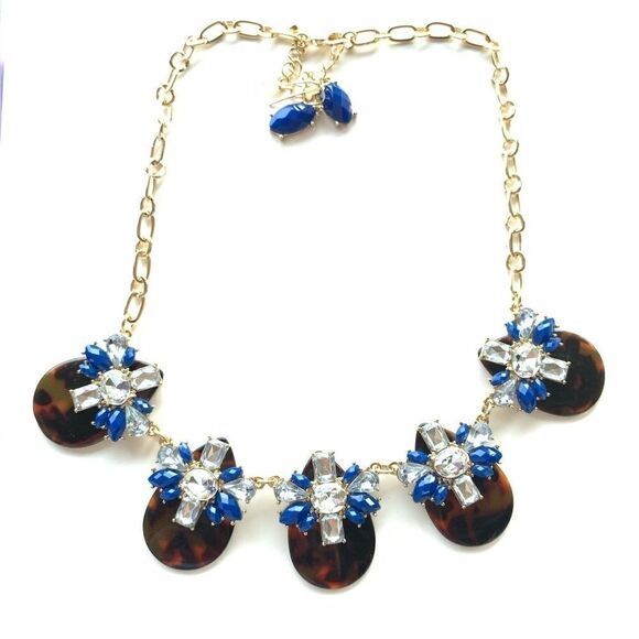 Faux tortoise blue crystal runway worthy necklace - Picture 3 of 6